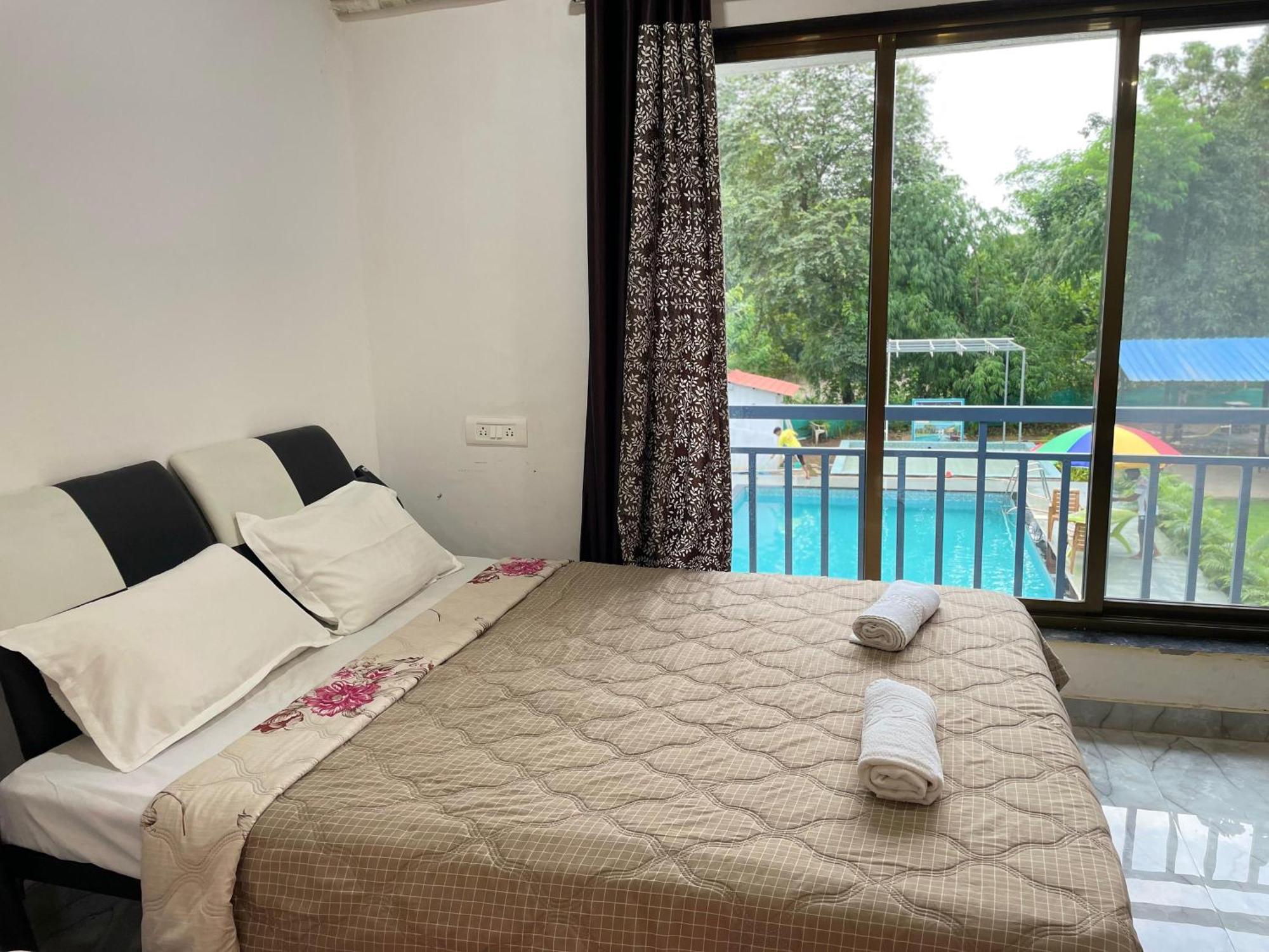 Riverland Farm And Resort Карджат Екстериор снимка