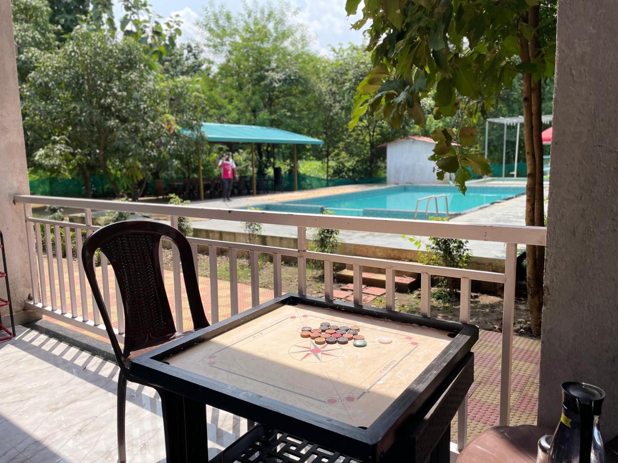 Riverland Farm And Resort Карджат Екстериор снимка