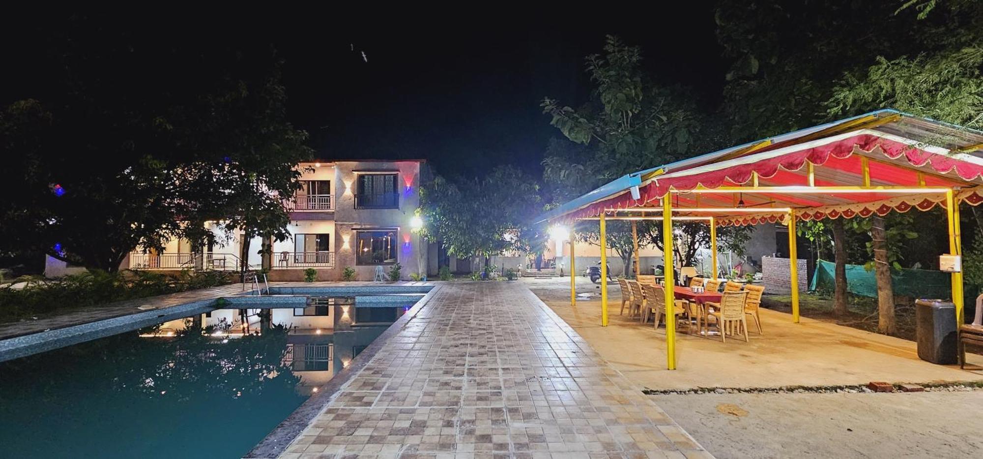 Riverland Farm And Resort Карджат Екстериор снимка